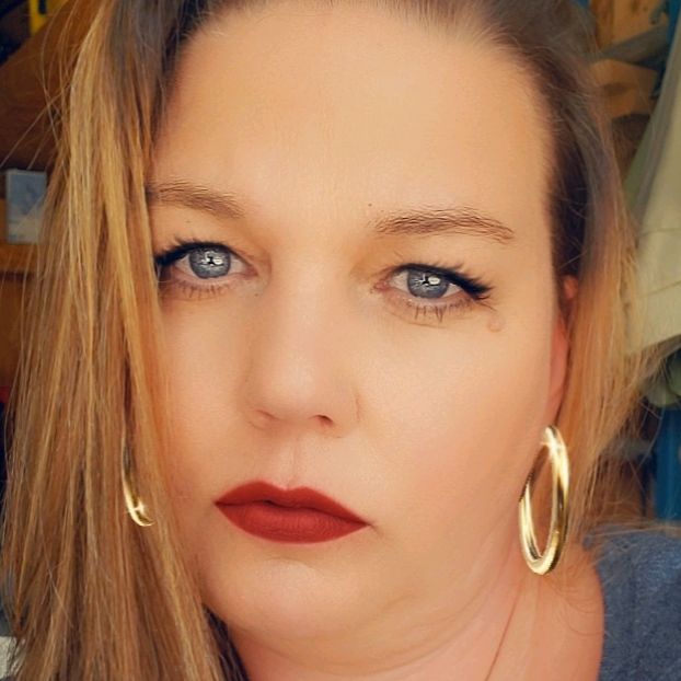 Profile Picture of Jessica Ireland (@@jessicaireland02) on Tiktok