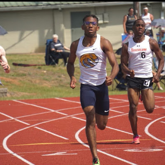 Profile Picture of Austin Simpkins (@austinsimpkins) on Poshmark