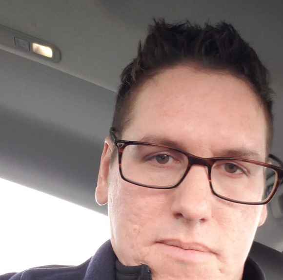 Profile Picture of Stephen Feehan (@stephenfeehan) on Poshmark