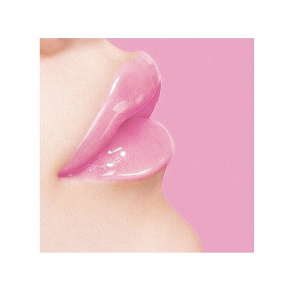 Profile Picture of Chloe Kim (@chloe1113) on Poshmark