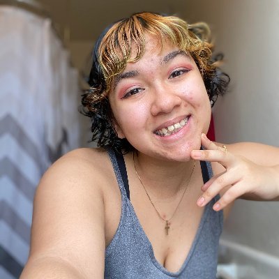 Profile Picture of Shayna Gonzalez (@ShaynaGonzalez_) on Twitter