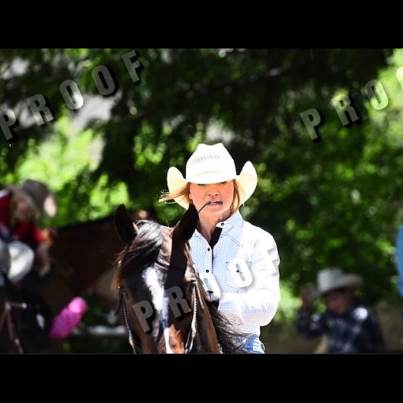Profile Picture of Karlee Peterson (@kpetersonrodeo) on Poshmark