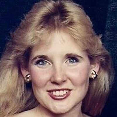 Profile Picture of Julia Glennon (@Julia_Glennon) on Twitter