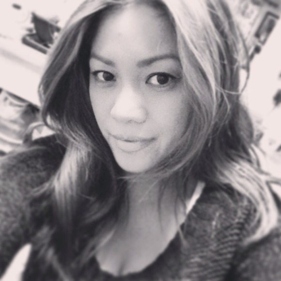 Theresa Rothstein - Poshmark Profile Picture of Theresa Rothstein (@reesetsk) on Poshmark