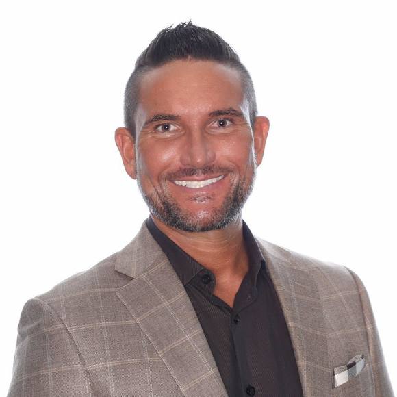 Profile Picture of Scott Fischer (@scottfischer) on Poshmark