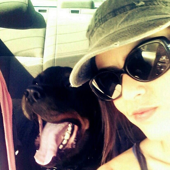 Profile Picture of Kate Joseph (@sublymekat) on Poshmark