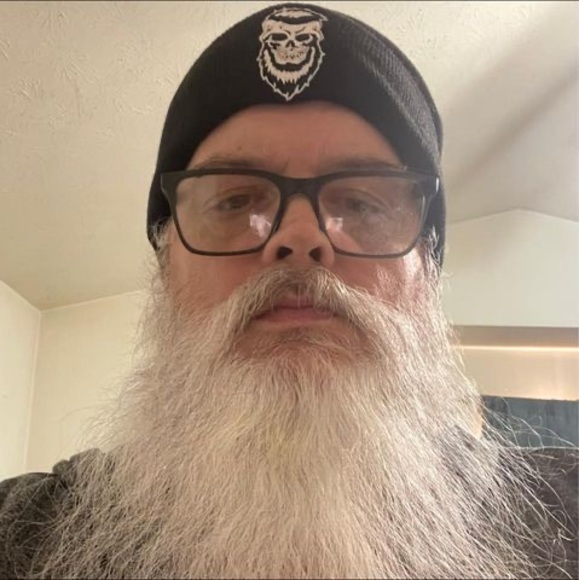 Profile Picture of David Devries (@davedev1967) on Poshmark