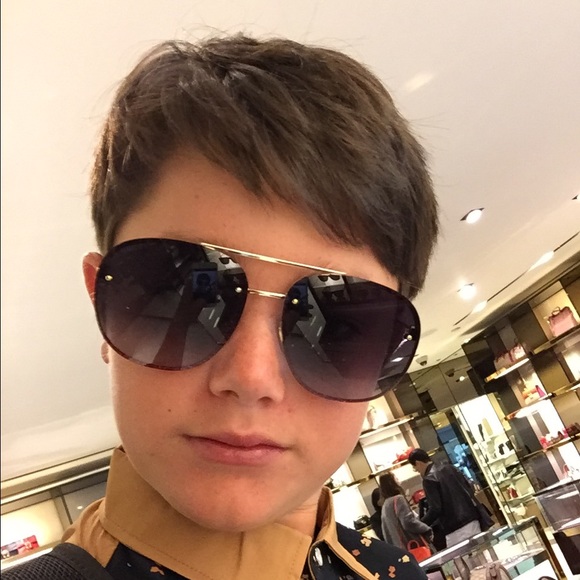 Profile Picture of Alex Fuchs (@alexfuchs34) on Poshmark