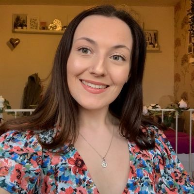 Profile Picture of Bethany Dyson (@BethanyDyson97) on Twitter