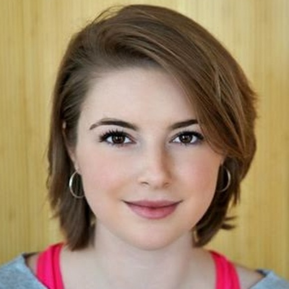 Profile Picture of Cameron Malcolm (@cameronmalcolm) on Poshmark