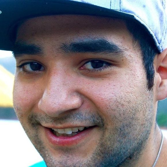 Profile Picture of Michael Perez (@michaelperez626) on Poshmark