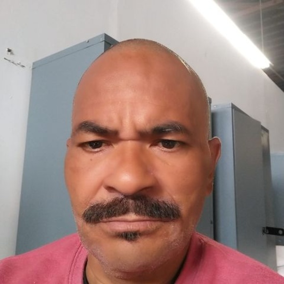 Profile Picture of Elmer Brown (@rubysboy87) on Poshmark