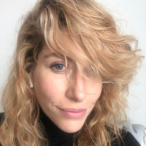 Profile Picture of Leah juel Breen (@leahjuel) on Poshmark