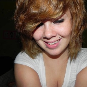 Profile Picture of .danielle Grow (@duckduckdani) on Myspace