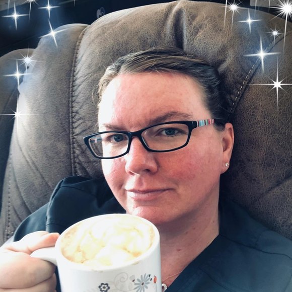 Profile Picture of Jenafer Jensen (@jenajee) on Poshmark