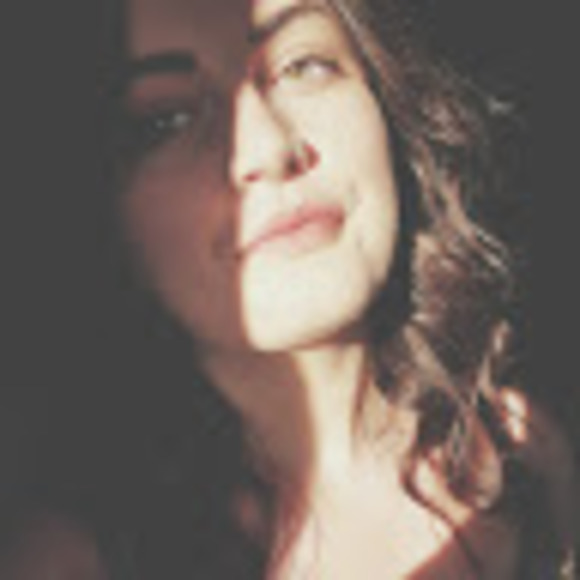 Profile Picture of Rachel Contenti (@rachelcontenti) on Poshmark