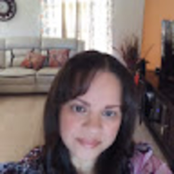 Profile Picture of Nilsa esther Arroyo (@nilsa512) on Poshmark