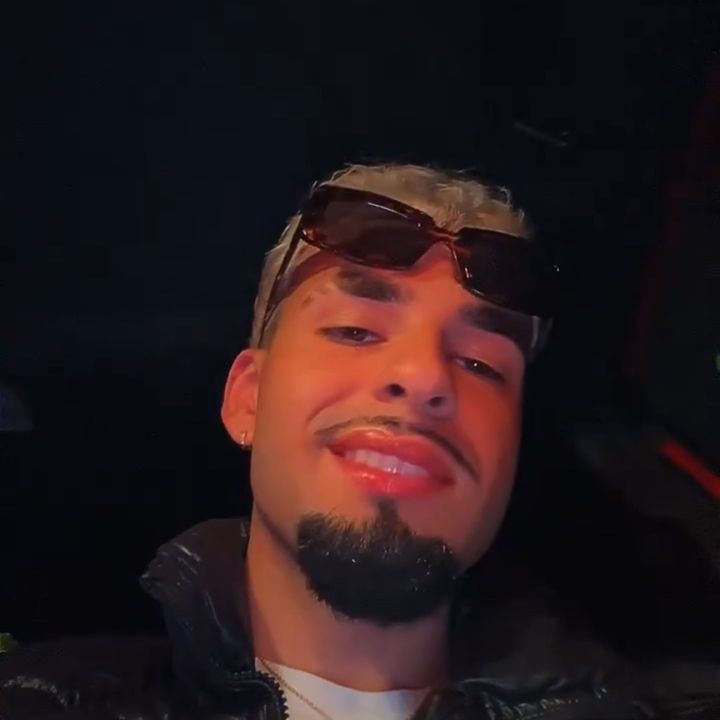 Profile Picture of 𝐄𝐌𝐈𝐋𝐈𝐎 (@_martinz5) on Tiktok