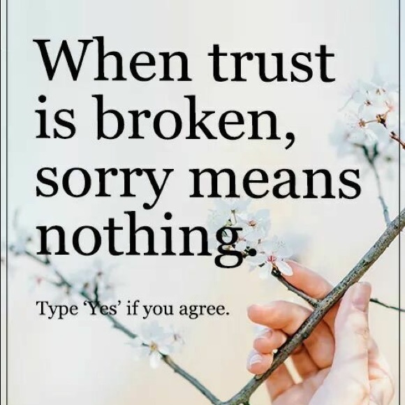 Profile Picture of Franceska Beaubien (@mirloude) on Poshmark