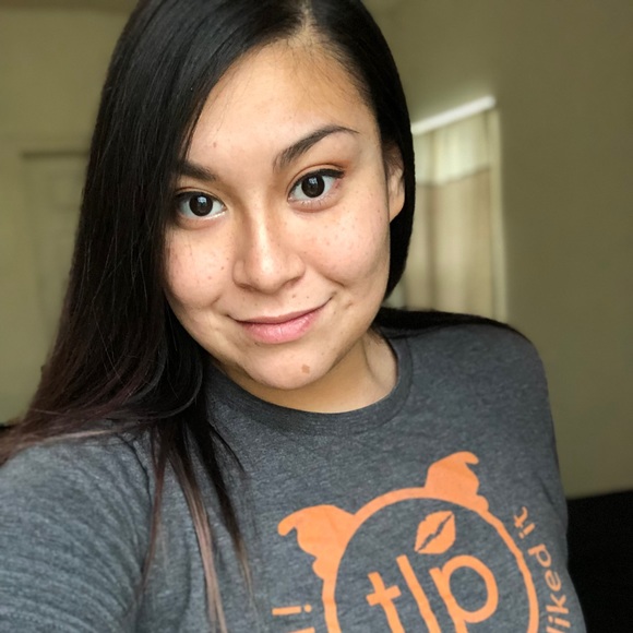 Profile Picture of Cassandra Padilla (@padillacass) on Poshmark