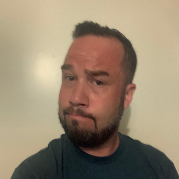 Profile Picture of Anthony Riggins (@anthony_riggins) on Poshmark