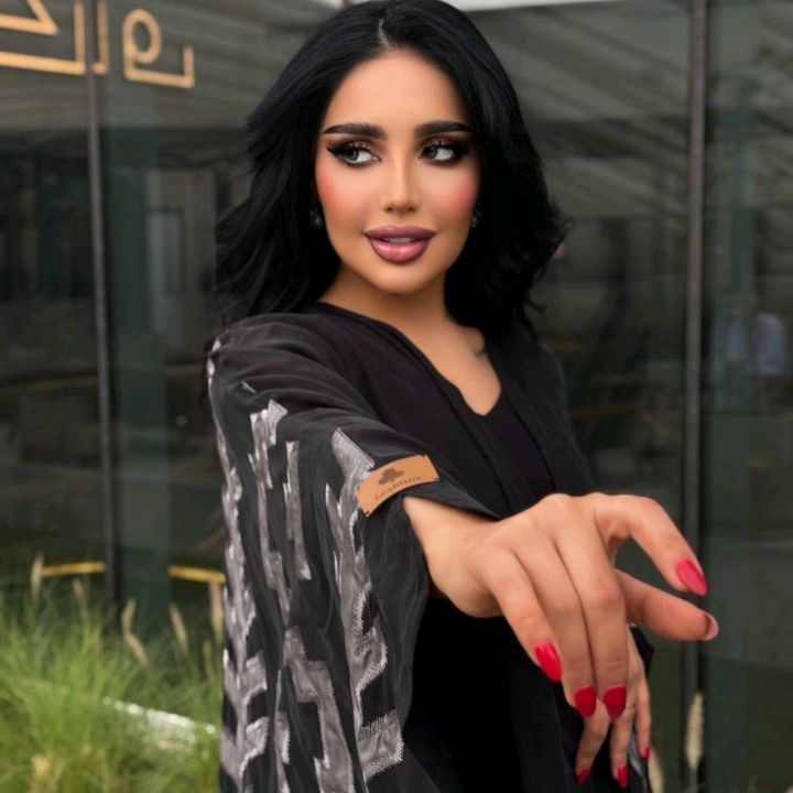 Profile Picture of Leah Line (@leahlinekw) on Tiktok