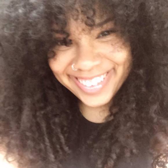 Paula Mateus - Poshmark Profile Picture of Paula Mateus (@paulachihuahua) on Poshmark