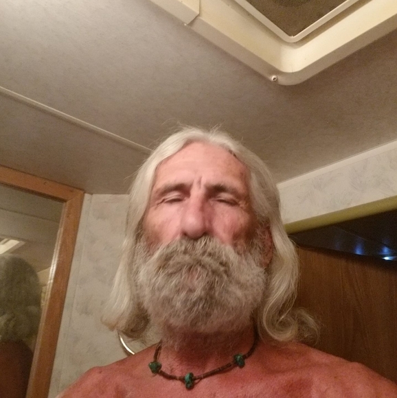 Profile Picture of Jerry Topping (@jerrytopping) on Poshmark