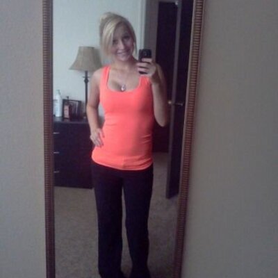 Profile Picture of Clarissa Hall (@clarissa9131) on Twitter