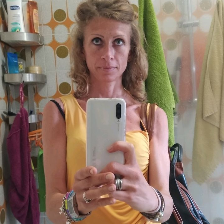 Profile Picture of LiSaMaCeRa (@lisamacera) on Tiktok