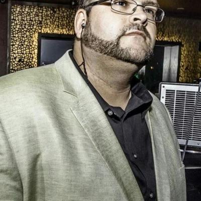 Profile Picture of DJ Sean Micheals (@Seanmicheals) on Twitter
