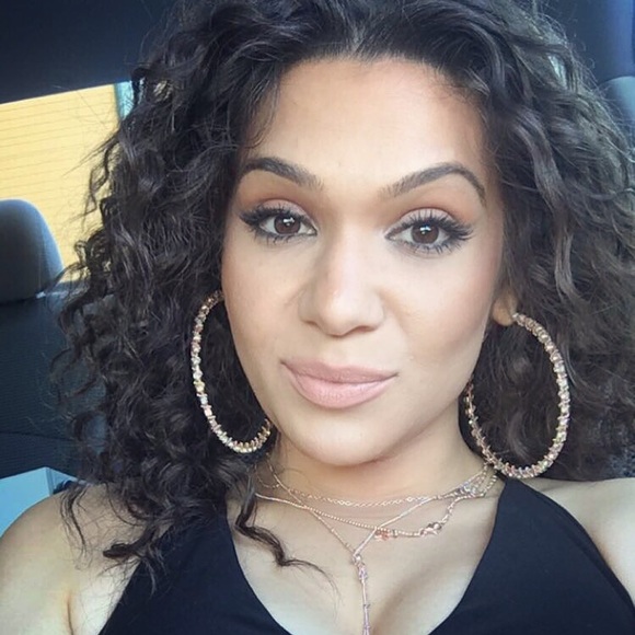 Profile Picture of Jessica Tocci (@jrtocci) on Poshmark