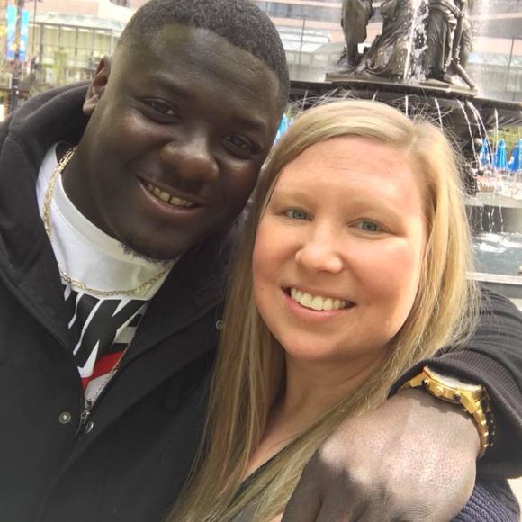 Profile Picture of Carrie Karbach (@carriekarbach) on Poshmark