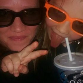 Profile Picture of Vanessa Grant (@veerae77) on Pinterest