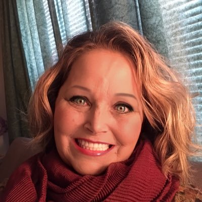 Profile Picture of Tammy Carr-Powers (@powers_carr) on Twitter