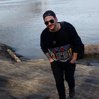 Profile Picture of Jon Llerandi (@jonathanllerandi) on Facebook