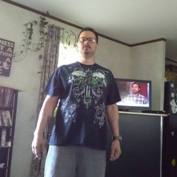 Profile Picture of James Husted (@jameshusted0476) on Poshmark