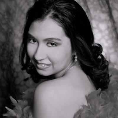 Profile Picture of Cynthia F. McConnell (@CynthiaArtExpr) on Twitter