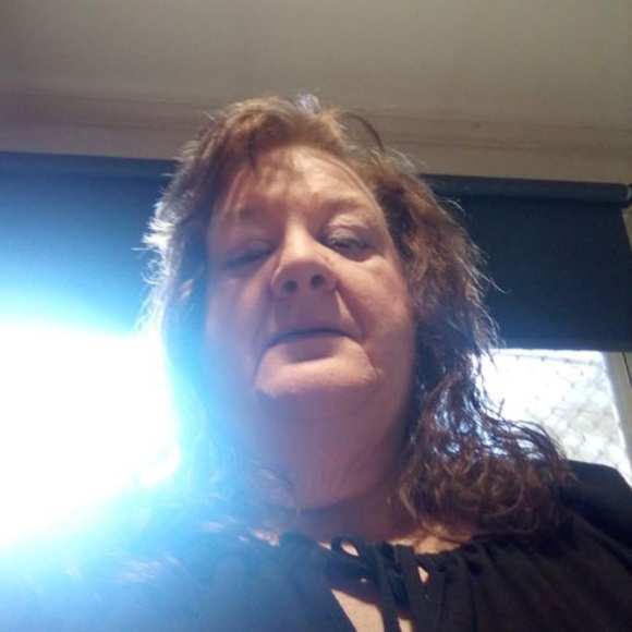 Profile Picture of Gail Baker (@gailbaker367) on Poshmark