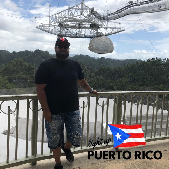 Profile Picture of Juan Collazo (@moyo568) on Poshmark