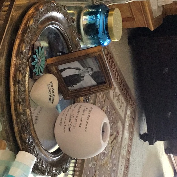 Profile Picture of Cindy Alexander (@cindyalexand594) on Poshmark