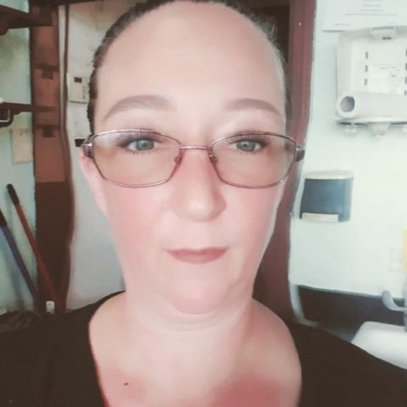 Profile Picture of Kelly Piscopo (@piscopok) on Poshmark