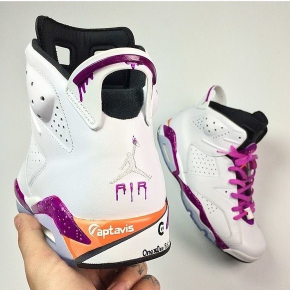 Profile Picture of Mark Hand (@iamthirst) on Poshmark