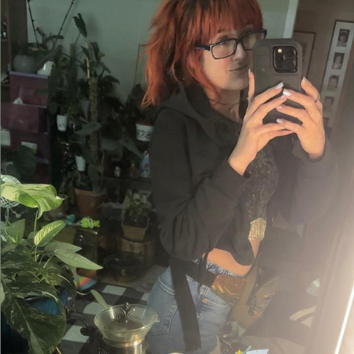 Profile Picture of Dani DeVore (@@danidevo) on Tiktok