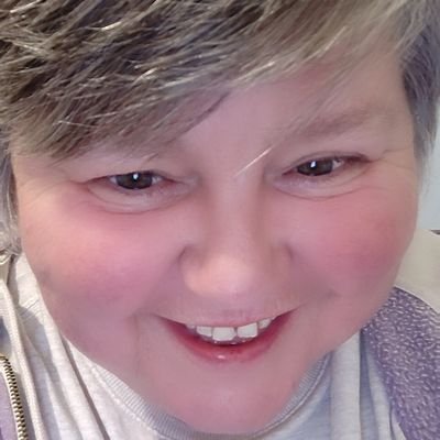 Profile Picture of Kim Wade (@kimwade49) on Twitter