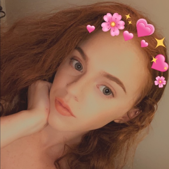 Profile Picture of Jessica Hopp (@jessicahopp) on Poshmark