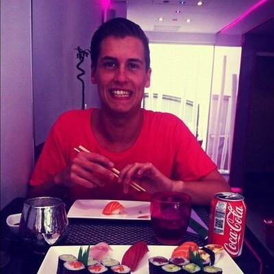 Profile Picture of Cleo Perry (@CleoPerry463) on Twitter