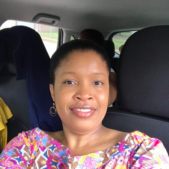 Profile Picture of Jondelle Knights (@sweetjk28) on Poshmark