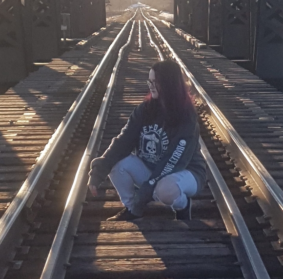 Profile Picture of Lauralee Chalifoux (@lauraleechalifo) on Poshmark