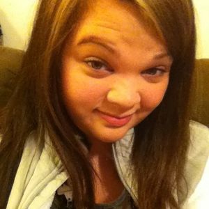 Profile Picture of Emily Myers (@helium_queen) on Myspace